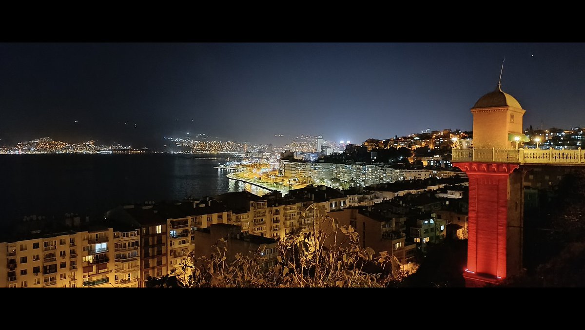 Ahhh Veronika benim üzümlü kekim