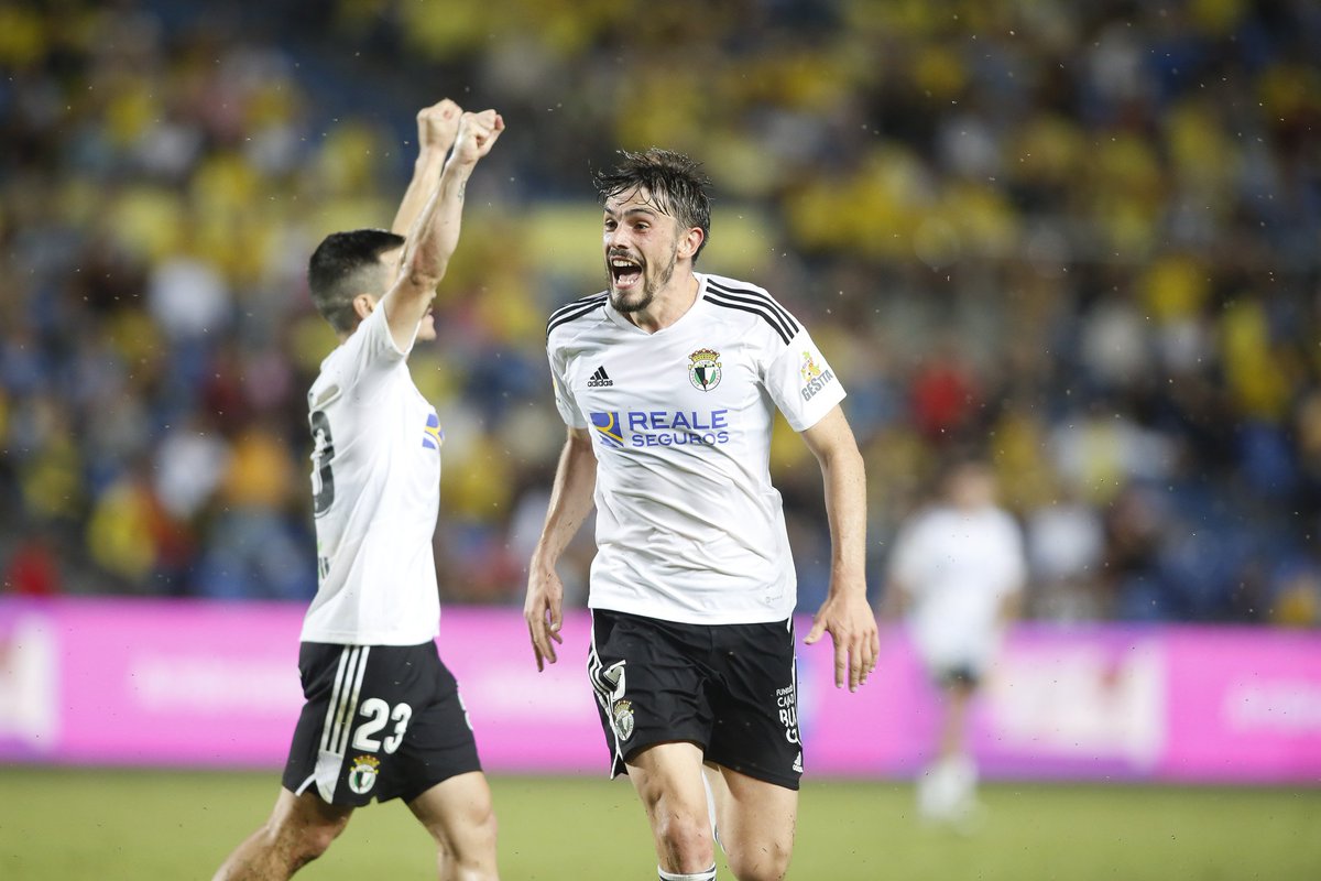 💣¡El Burgos vence a Las Palmas a domicilio y se coloca líder de Segunda 21 AÑOS DESPUÉS! 🔗Vuelve a disfrutar de los mejores momentos de lo que va de jornada en: rtve.es/play/videos/re… 📹Resumen Las Palmas-Burgos: rtve.es/play/videos/pr…