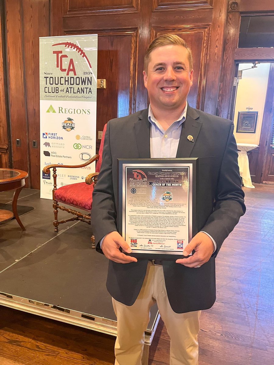 roswellsports's tweet photo. Congratulations @caprewett on receiving Touchdown Club of Atlanta’s Coach of the Month! Very well deserved and Hornet Nation is proud of you. @latoya_miley @FultonAD_crafts @RoswellHighSch https://t.co/sRJaVxKnbB