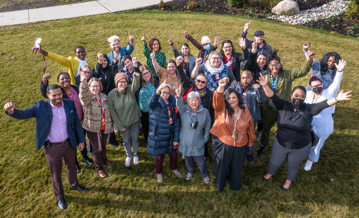 Did you know that over half of <a href="/EverettCC/">Everett CC</a> students are the first in their families to attend college? In fact, many of our faculty and staff were first generation students as well, including myself. Some of us gathered today to show support for #CelebrateFirstGen students.