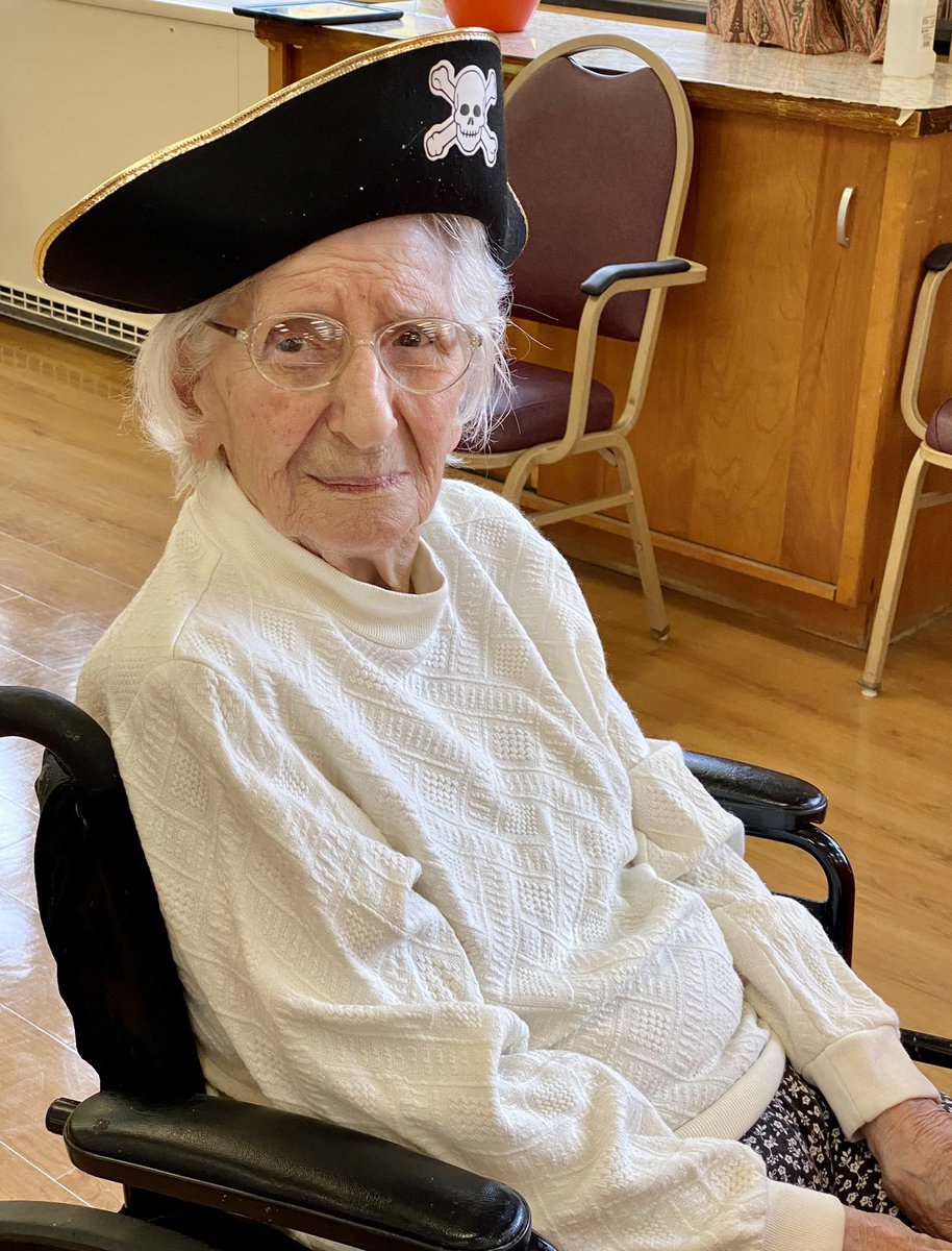 ESResidence's tweet image. Happy Halloween @ESResidence!