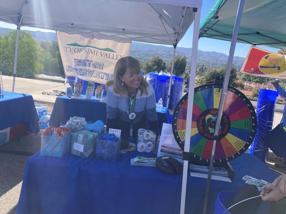 CalleguasMWD's tweet photo. Thank you for saying hello to Calleguas at the City of Simi Valley's water conservation booth at the #SimiStreetFair. We enjoyed speaking about our rebates and rain barrel events!
Rain barrel event registration: https://t.co/c9sBQKJoHM
Rebates: https://t.co/4R6IyWUJmI https://t.co/VDLVzuRvrK