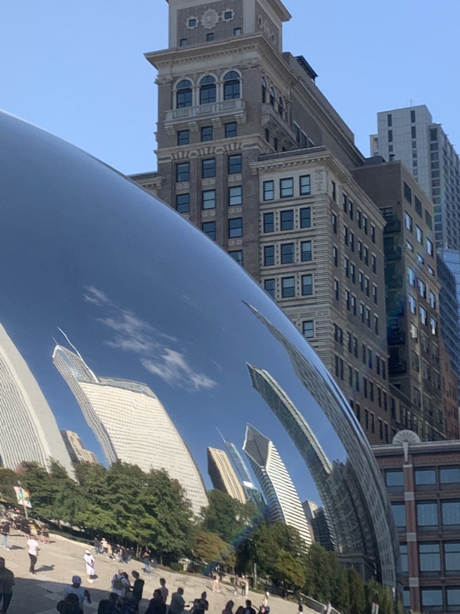 helmslou's tweet photo. Chicargo you was epic can’t wait to be back ❤️X #usa #Chicago #filming #visitingfriends #fun #beautiful #bestcity #deeppan #laughs #top https://t.co/RMXxPLhrg9