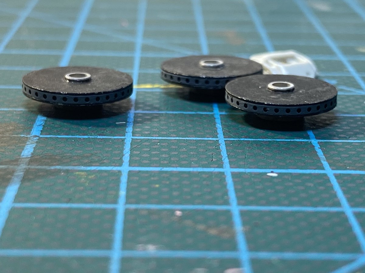 marcobelloni84's tweet photo. 🟠⚫️ Braking zone #McLaren #MP413 #F1 #Modelkits #scale120 https://t.co/uWGSlV07ax