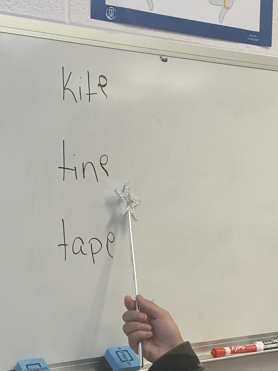 CarrieHester96's tweet photo. Time to break out the magic wand to learn all about Magic E. @DranesvilleD #OG #IMSE https://t.co/70uHr1sarW
