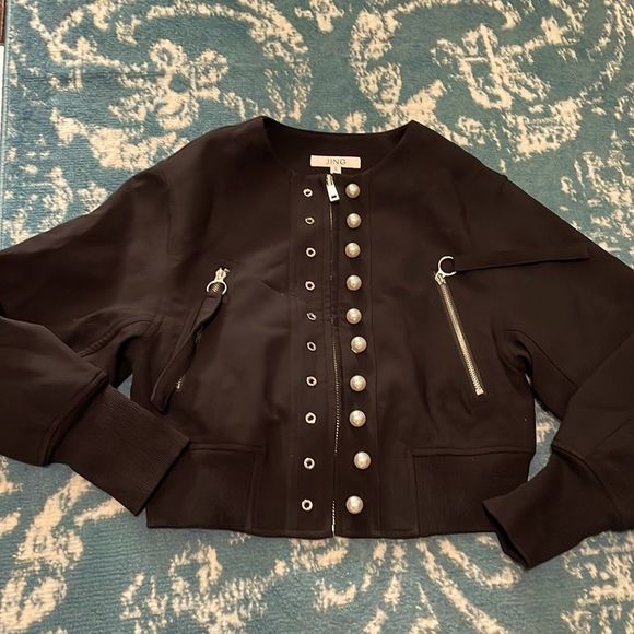 FinickyFinds's tweet image. So good I had to share! Check out all the items I'm loving on @Poshmarkapp #poshmark #fashion #style #shopmycloset #mossimosupplyco #weworewhat: posh.mk/x2uFM1OVBub