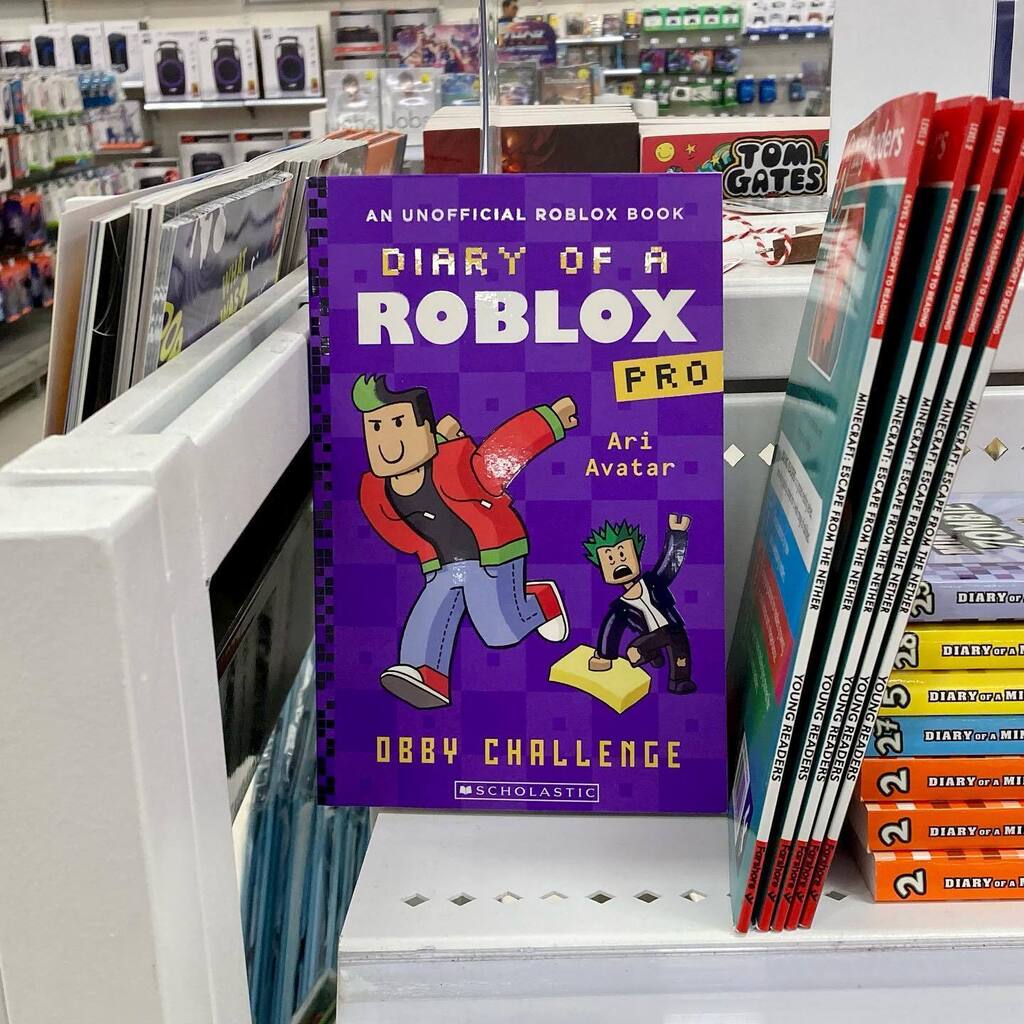 PHallamCreates's tweet image. Spotted at Big W Plumpton- so shiny! 

#scholasticaustralia #scholasticbooks #robloxpro #newkidsbooks #childrensbooks #childrensbookillustration #kidlitart #kidlitillustration #kidlit #robloxbooks #roblox #childrenspublishing #illustratorsofinstagram #il… instagr.am/p/Ckbqd9rSPvv/