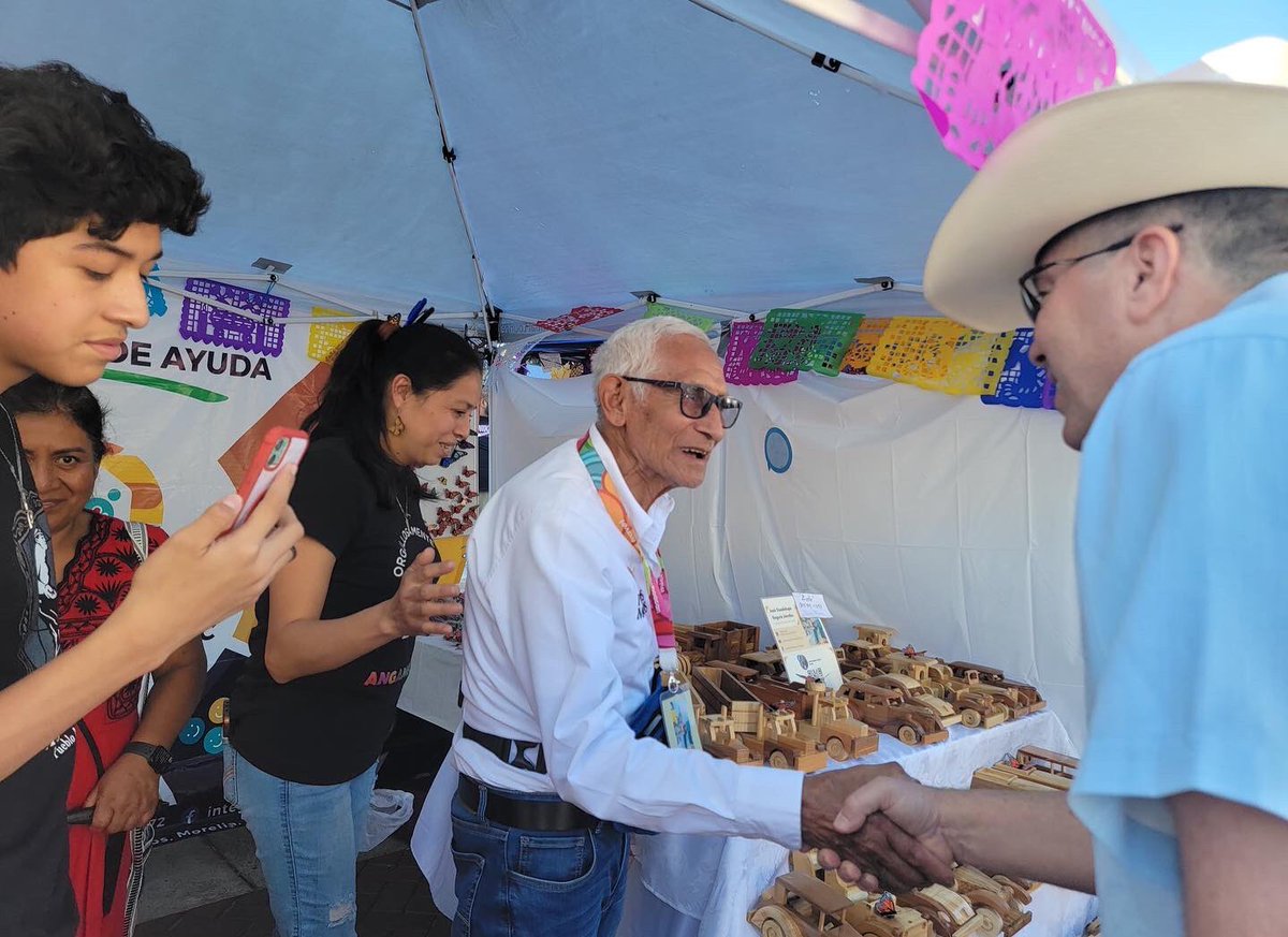 Today, Sheriff Alex Villanueva attended the Dia de Los Muertos celebration in Los Angeles, a day to remember our loved ones who went before us. Congratulations to Martin Cruz and Monarca P'urhepecha on a successful event.