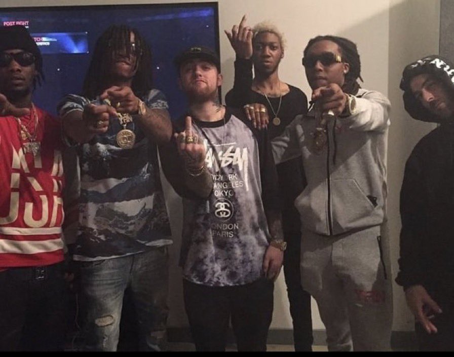 I never thought this picture would be heartbreaking instead of inspiring.

Rest up Take🙏🏾
Rest up Mac🙏🏾