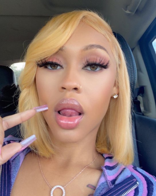 iamqueen_as