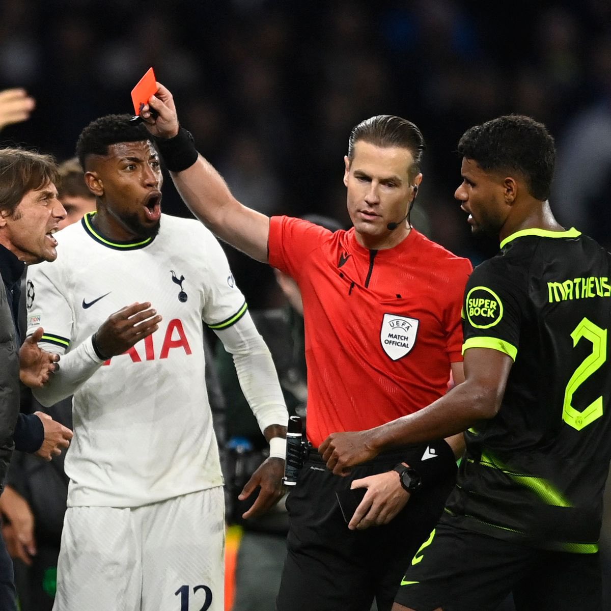 arrywinks's tweet image. 