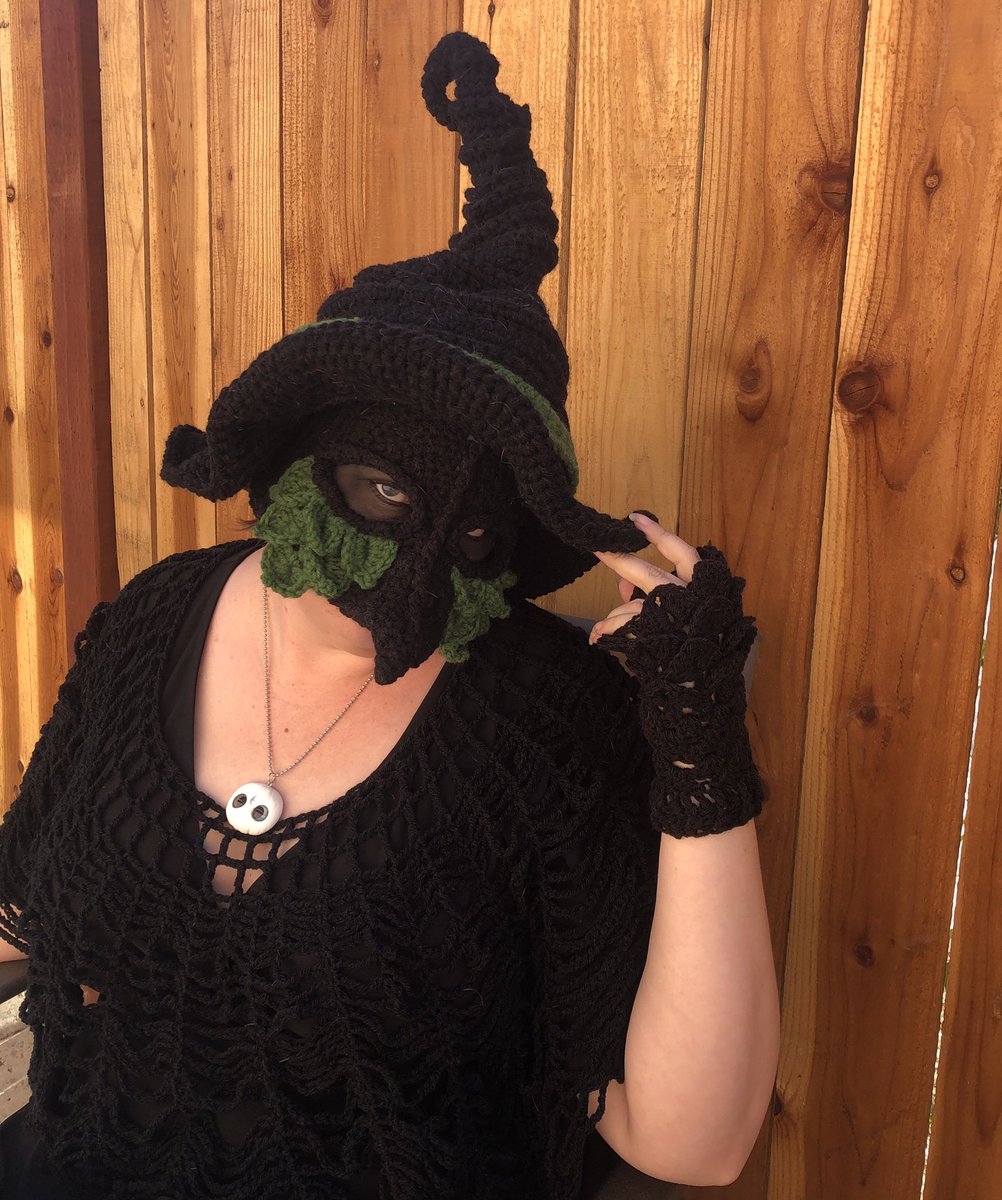 CrochetDemilich's tweet photo. Happy Late Halloween from your local Bog in a human suit ✨ https://t.co/mQ3yo1ckm0