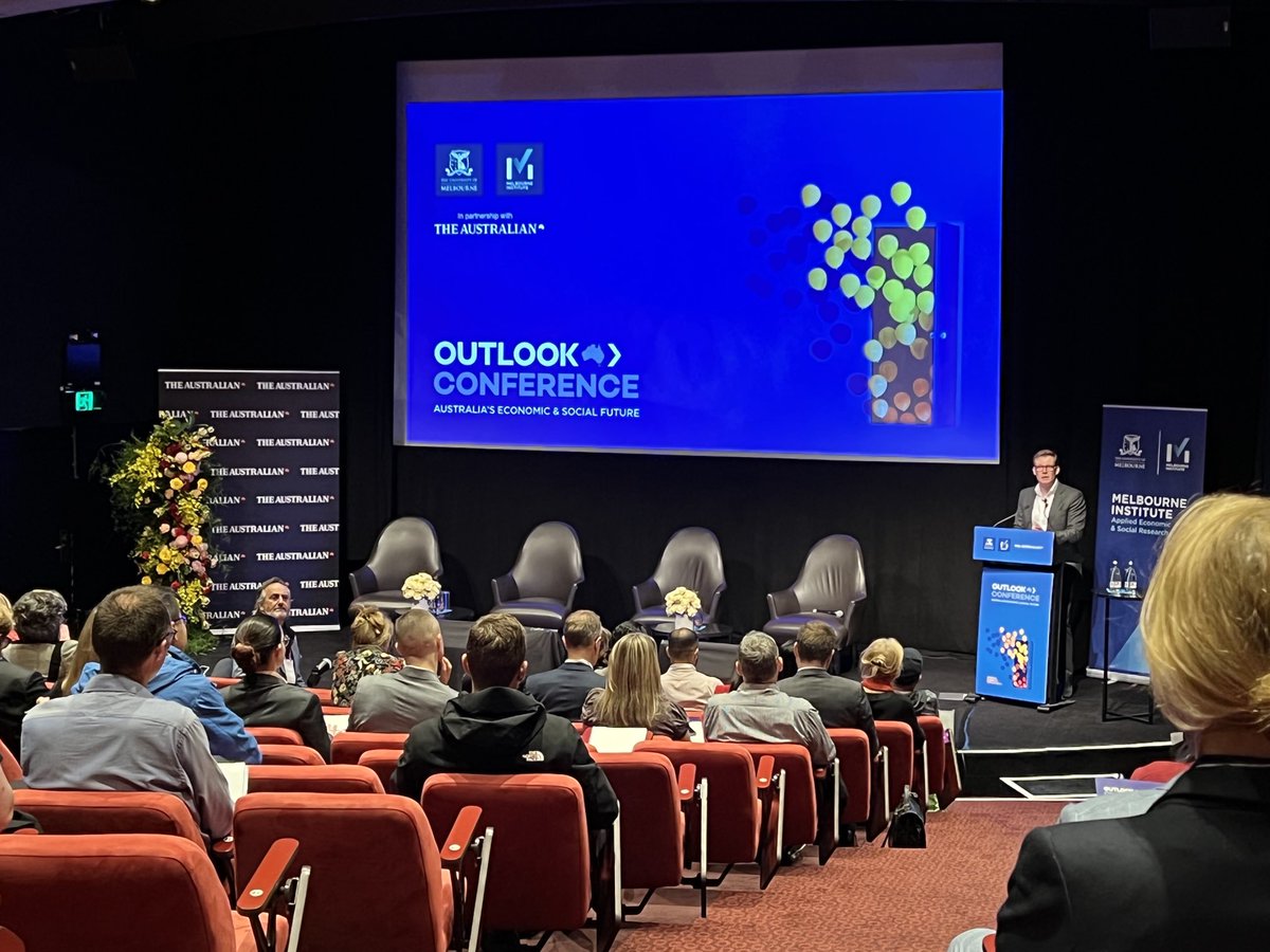 Great to be at the Outlook conference today - important insights into Australia’s economic and social outlook to inform how we deliver better services, innovate, tailor and engage Victorian employers and people looking for work, and build an inclusive Victoria.