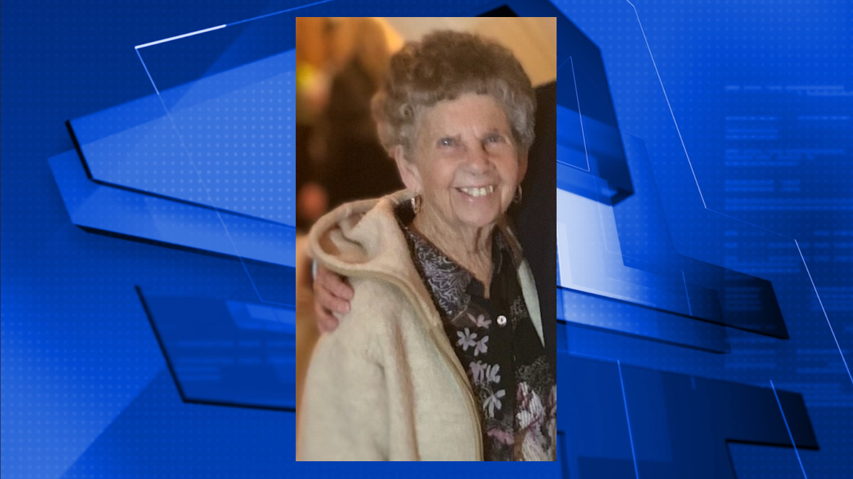 WSMV's tweet photo. Call Metro Police if you know the whereabouts of Nancy Griffith. She was last seen on Highway 70 and Sawyer Brown Road in a 2016 silver Chevy Cruze with TN tag 8812DD7. LINK: https://t.co/u7nv4oB6KH https://t.co/a1z4DwAPdh