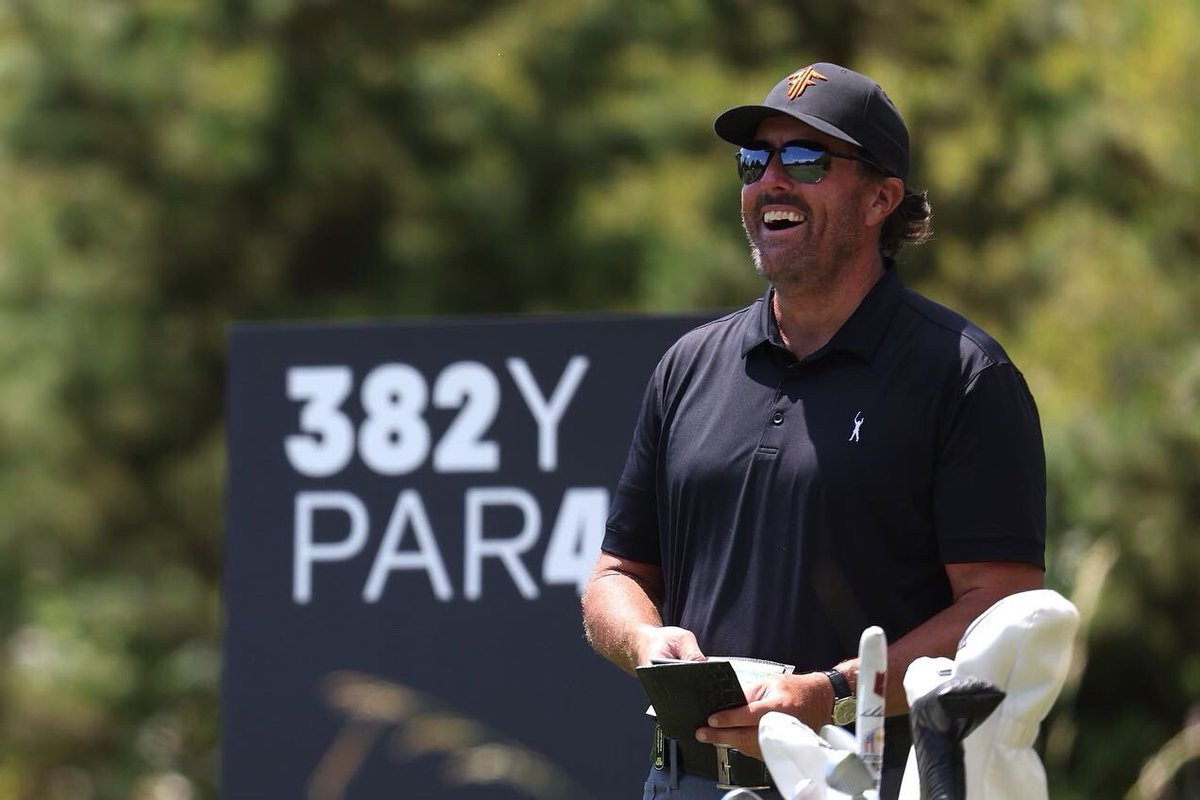 Phil Mickelson tweet media