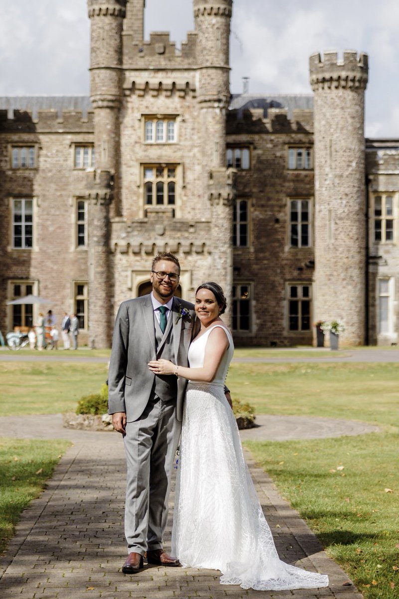Jamie and Tia’s beautiful wedding story <a href="/HensolCastle/">Hensol Castle</a> 

artbydesignphotography.co.uk/hensol-castle-… #wedding #weddingphotography