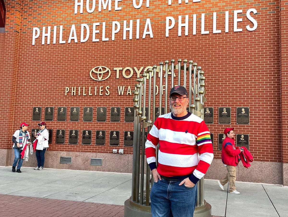 Brian_Barrish's tweet image. When your baseball team matches the USMNT’s colors, you take your @CleanSheetCo Waliday sweater out for a test spin!  #RingTheBell