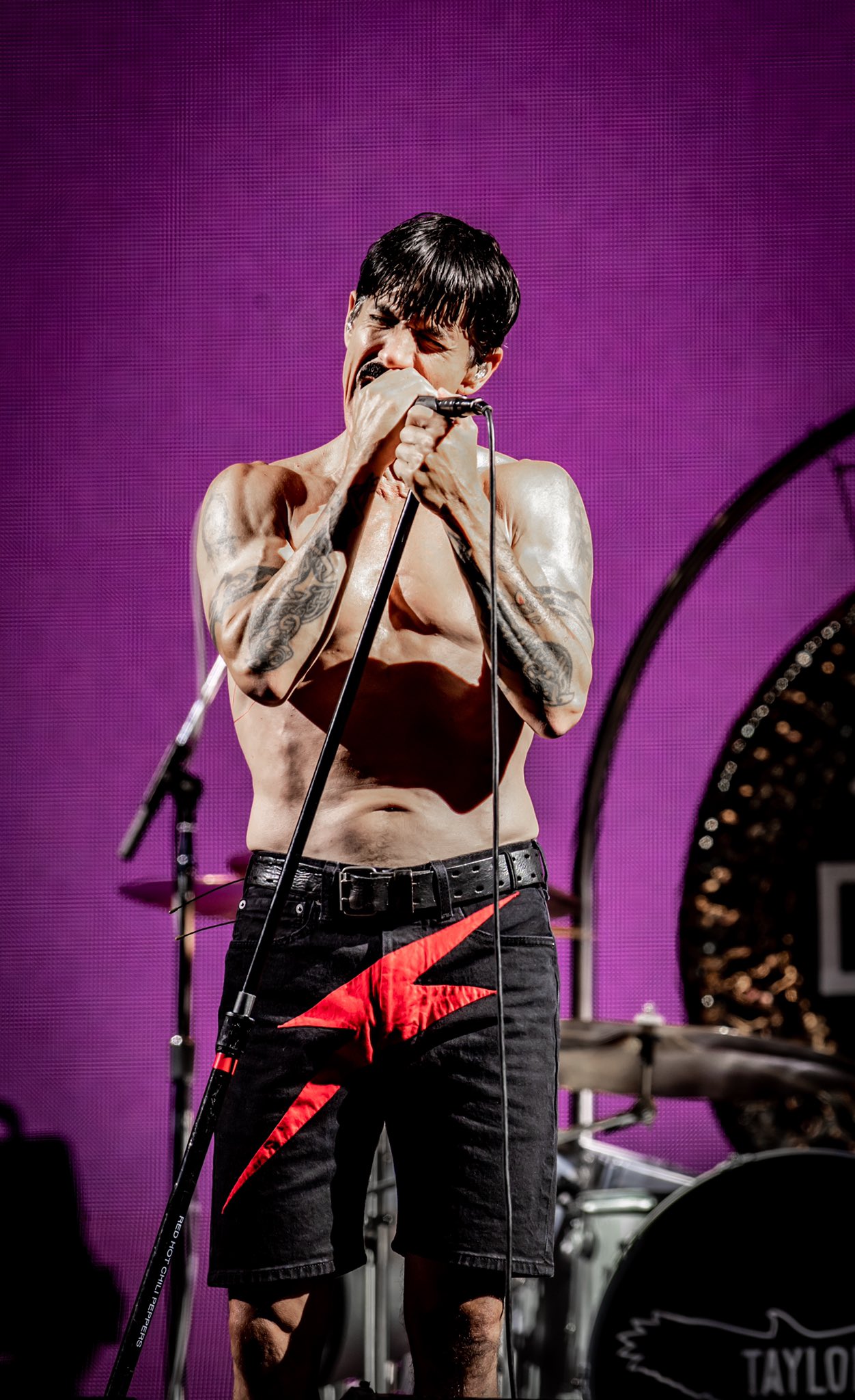 Happy birthday to Anthony Kiedis of the My man just turned 60 and is still rocking out. 
