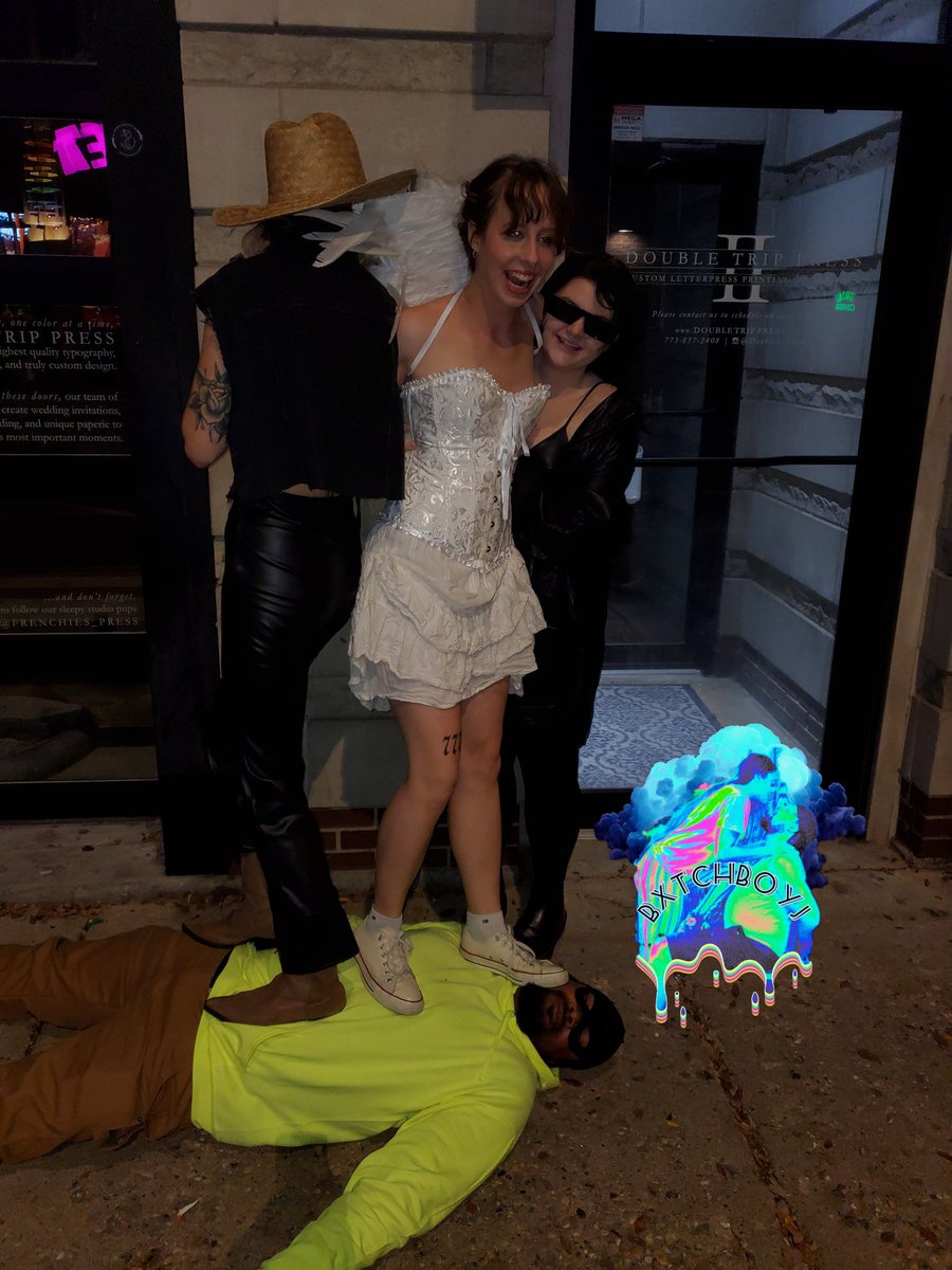 bxtchboyj's tweet photo. Halloween drop 🎃👻 Part 4
#femdom #trampling #tripletrample #tramplefetish #facetrample #bdsm #shoefetish #sneakerfetish #bootfetish #fetish #Goddess #princess #submissive #footfetish #worship #shoeworship https://t.co/TTk4QmV2jI