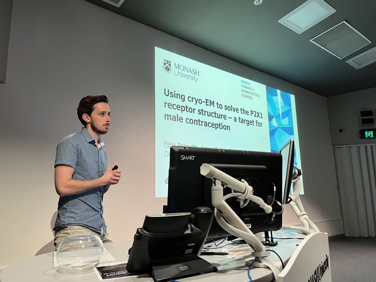 Let's welcome our second last presenter! Felix Bennetts!