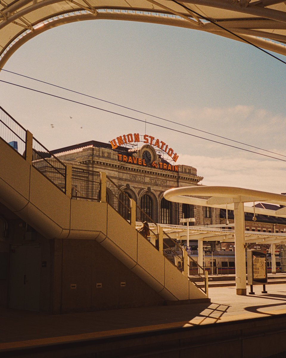 inthemeadow's tweet photo. city walks on 35mm https://t.co/yLf0eT1ITj