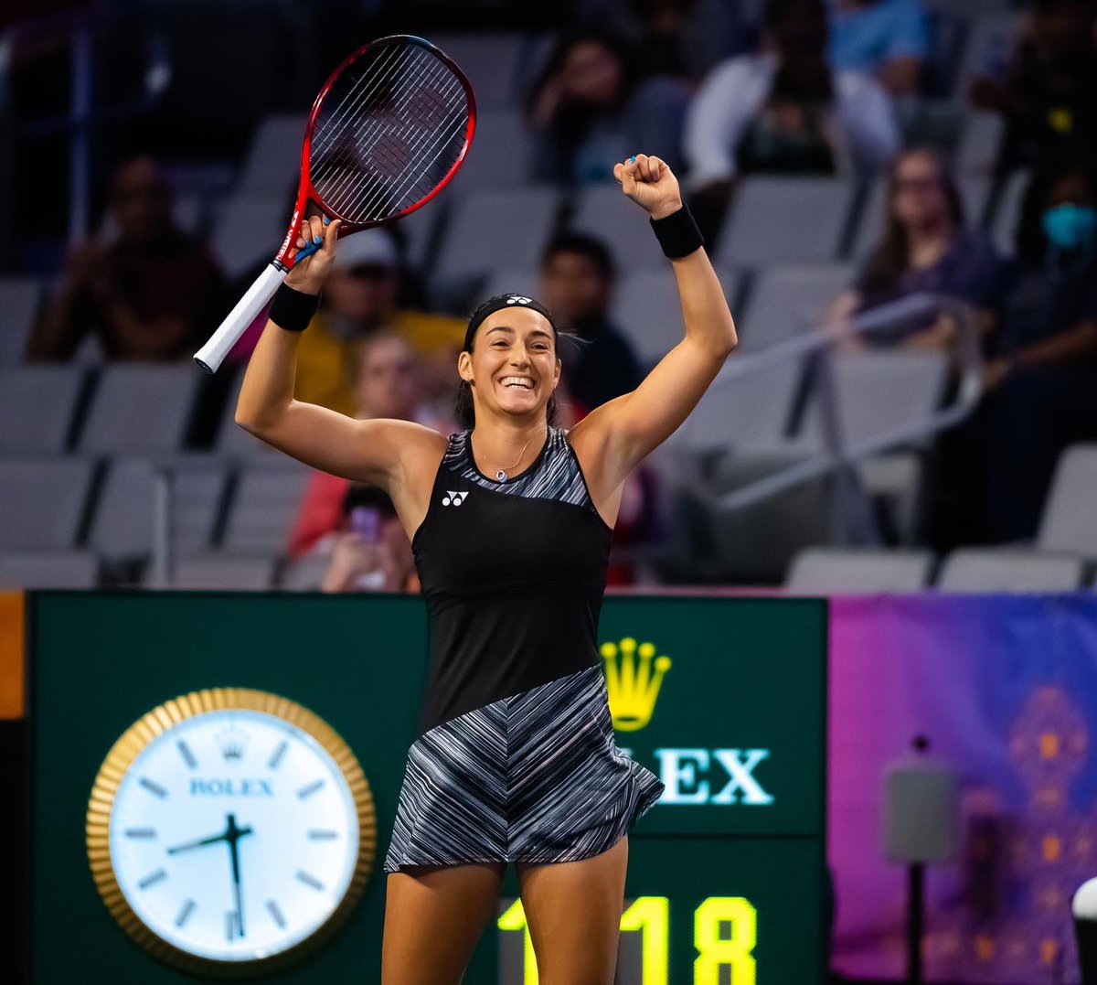 CaroGarcia's tweet photo. Allezzzzzzzz ! 🦁🐝💪🏻🙌🏻✈️

#FlyWithCaro @wtafinals @wta #wtafinals https://t.co/zLFQ2CpBi3