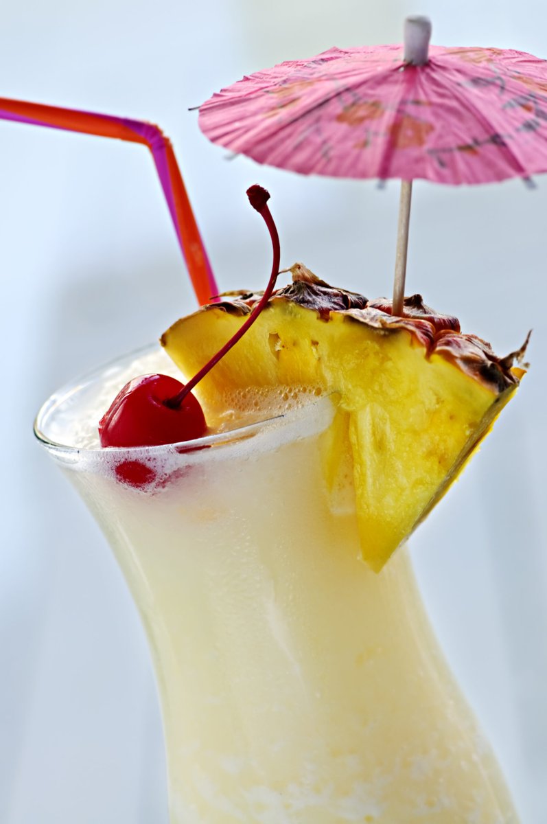 smallrecipecom's tweet photo. Recipe 👉 https://t.co/k54UywToRc
Pina Colada Cocktail Recipe #smallrecipe #PinaColada #Cocktail #PinaColadaCocktailRecipe #Recipes #drinks
A pina colada is a refreshing, tropical cocktail made with rum, and some fruits

https://t.co/k54UywToRc https://t.co/wYGduyLfvF