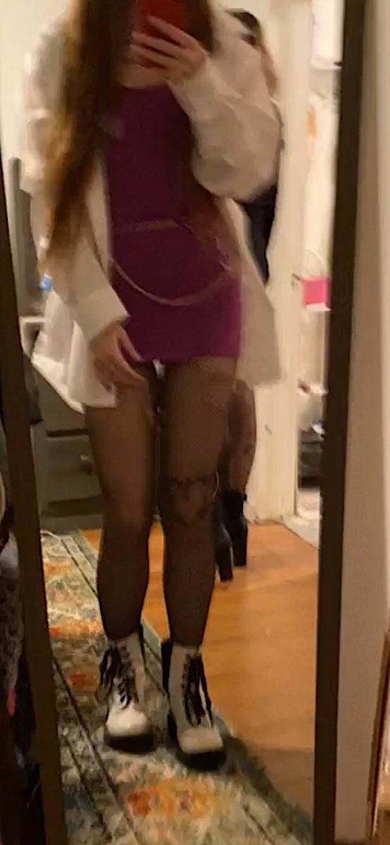 ___skylaaaa's tweet photo. 🃏🖤 https://t.co/rt5g5ycOiA