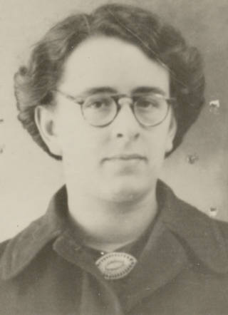 2 November 1914 | A Dutch Jewish woman, Jenny Sjer, was born in Amsterdam. In December 1942 she was deported to #Auschwitz. She did not survive.