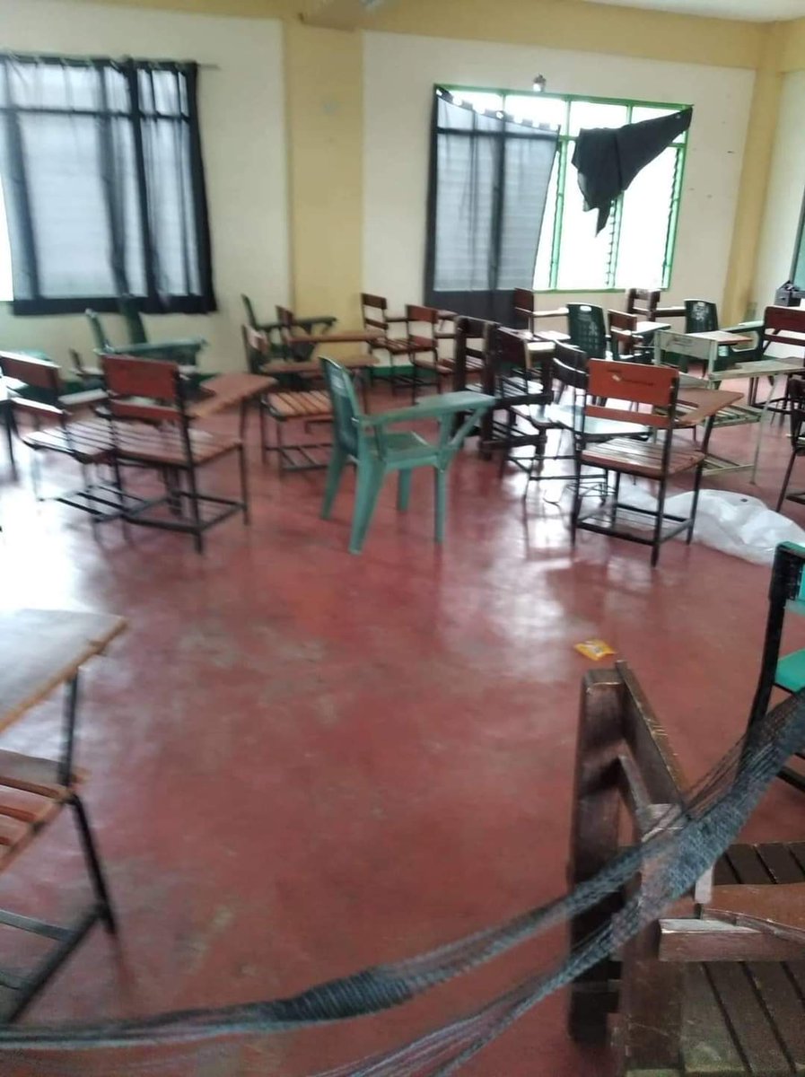 PhilippineStar's tweet image. Muntinlupa Mayor Ruffy Biazon dismayed over evacuees who destroyed classroom facilities and left garbage at a public school, which was used as an evacuation center during the onslaught of Severe Tropical Storm #PaengPH. (Photos courtesy of Mayor Biazon) | @manueltupas