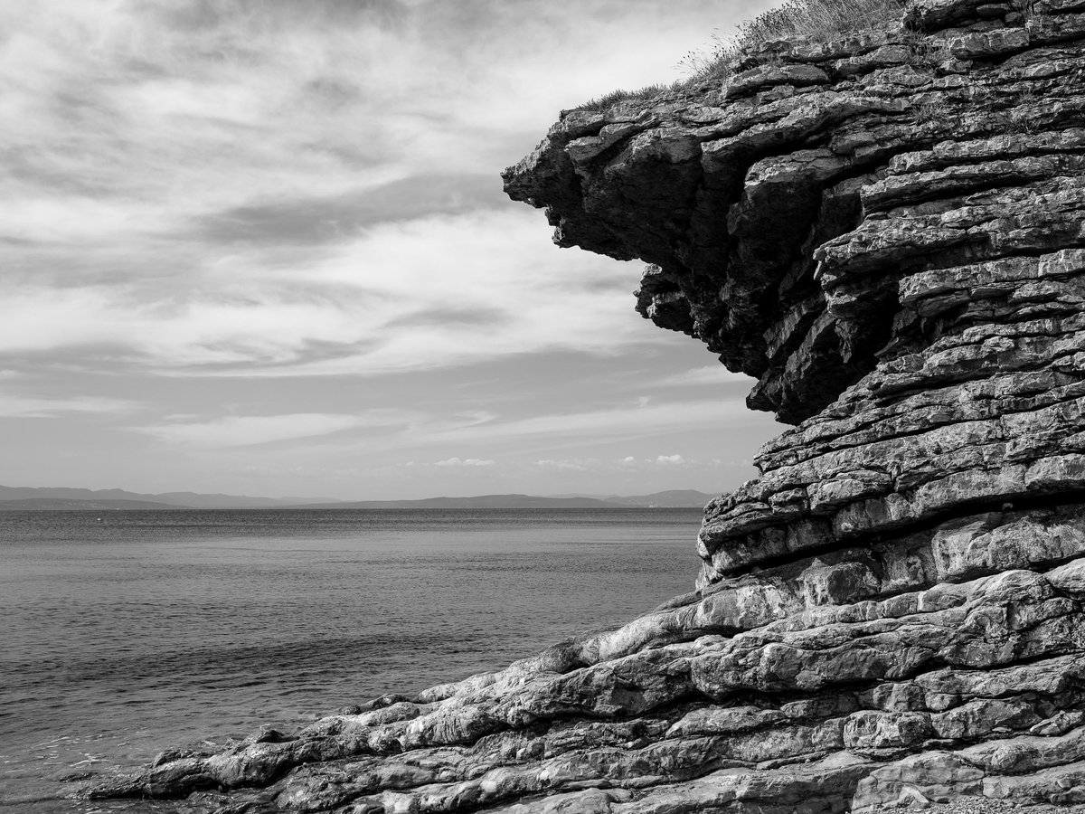 erichcamping's tweet photo. Quebec in black &amp; white https://t.co/qMZDifyE7e