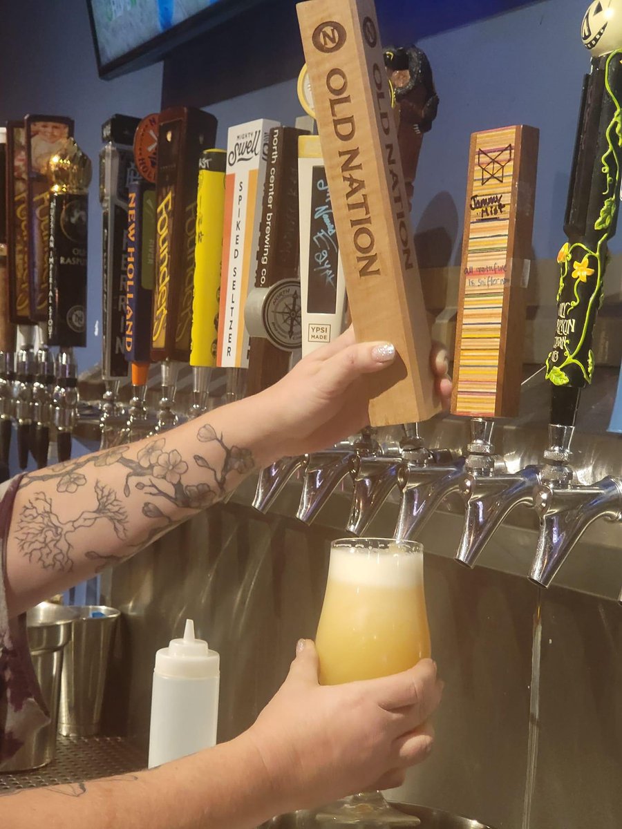 OldNationBrew's tweet photo. Low Orbit Session NEIPA launch at
The Beer Grotto Dexter @TBGDexter #OldNation🍺 #mibeer https://t.co/NkRiUP4epj
