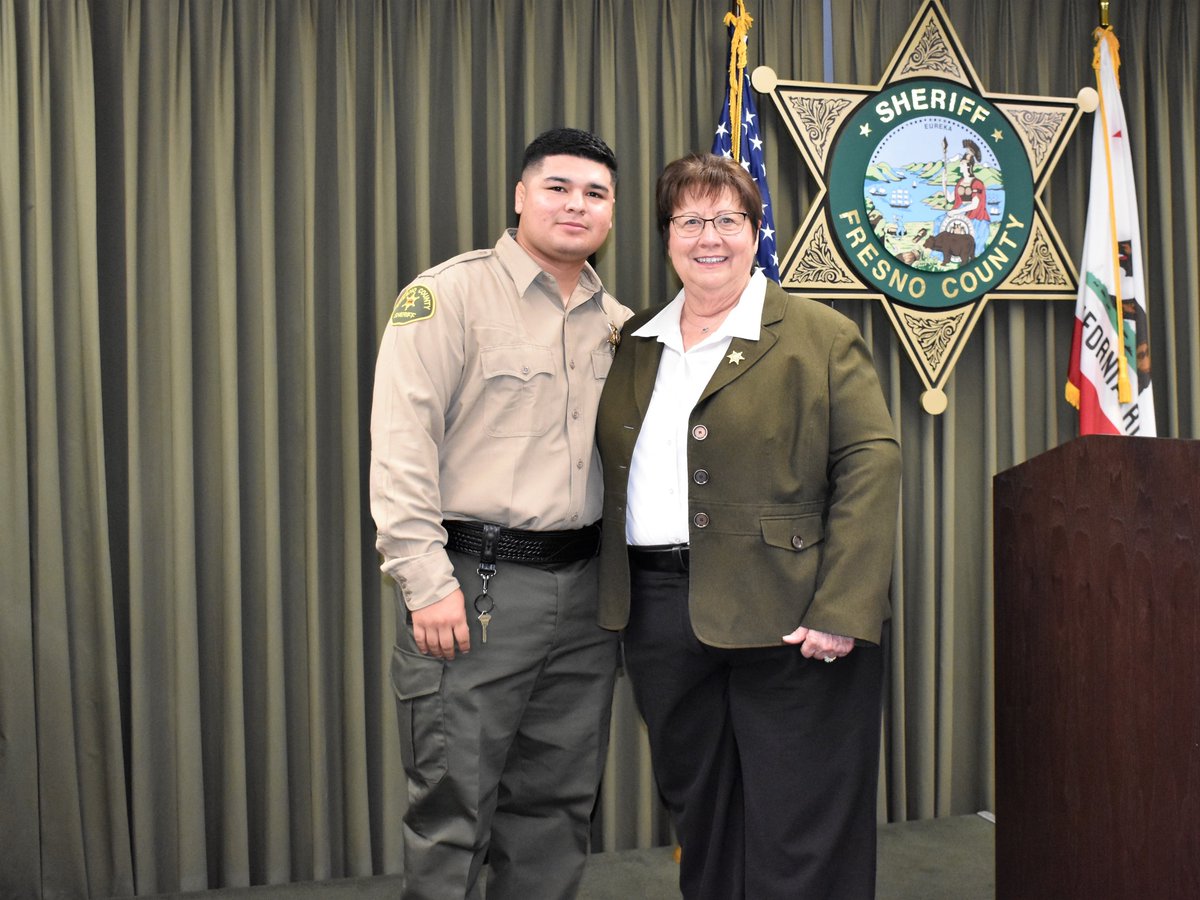 FresnoSheriff's tweet image. Continuing a Family Legacy in Law Enforcement

@MargaretMims is proud to swear in Aaron Mora as a new correctional officer.  Aaron is the son of former @FresnoSheriff Detective Jose Mora.  Jose passed away in the line of duty in 2020.