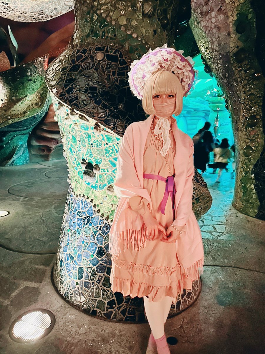 こないだの🌊インパしたときのヤングオイスター全身🦪💃 海の中っぽく