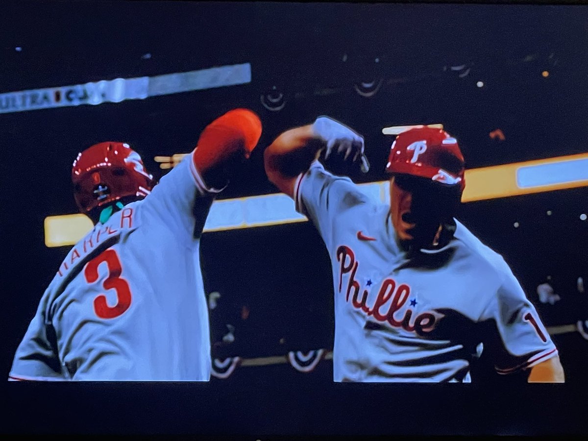 Alex Monaco tweet media