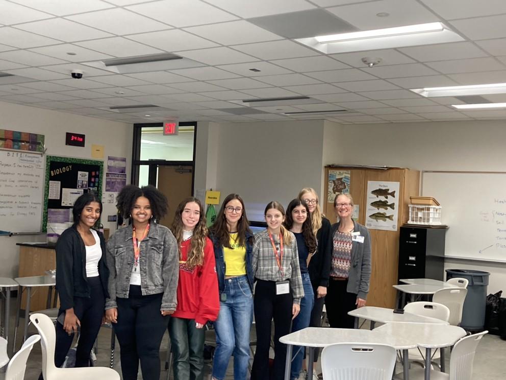FTC14172's tweet photo. Wow what a productive meeting with Sarah Derry from @SC_Iowa_STEM on partnering with professionals on projects that girls in tech can do @FIRSTweets @JohnstonCSD https://t.co/Jt4v2LFQUQ