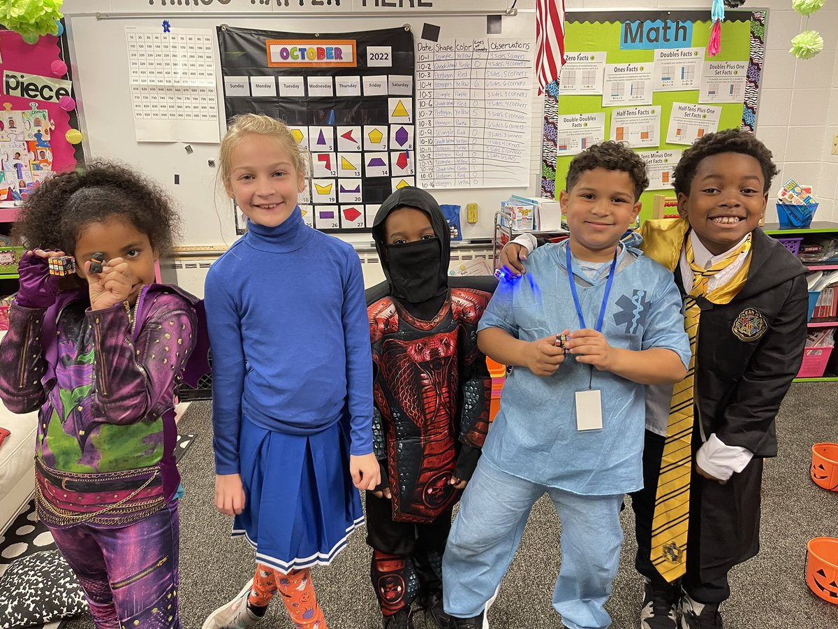 Mrs. Stavros tweet media