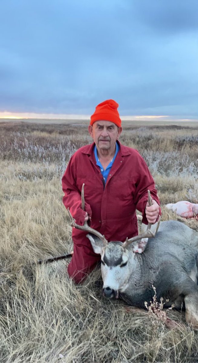 He 82 it’s hard to get him in position but we managed to #huntingwithdad #mulie