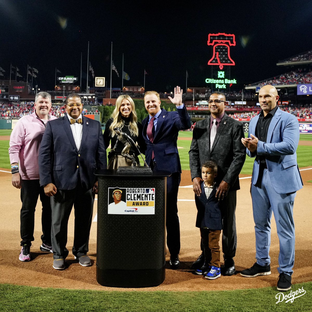 Los Angeles Dodgers tweet media