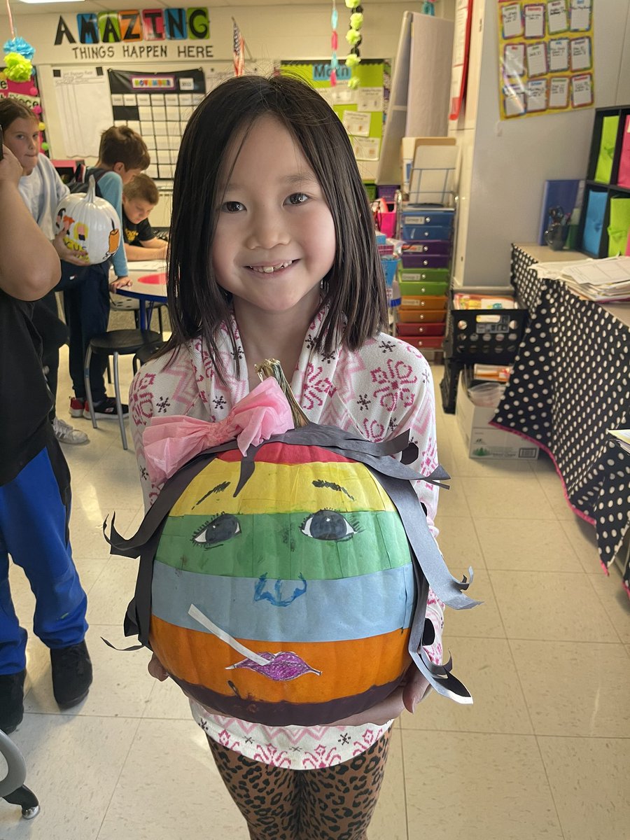 Mrs. Stavros tweet media