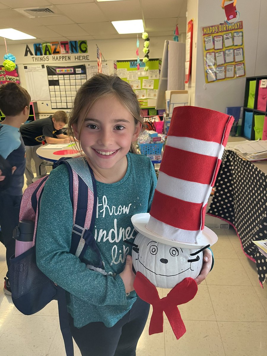 Mrs. Stavros tweet media