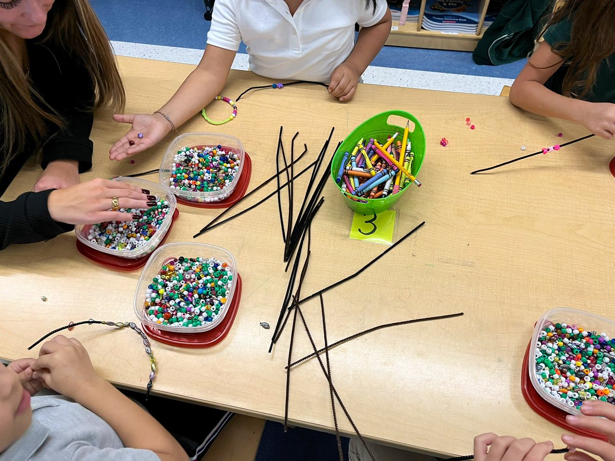 Stephanie Dixon tweet media