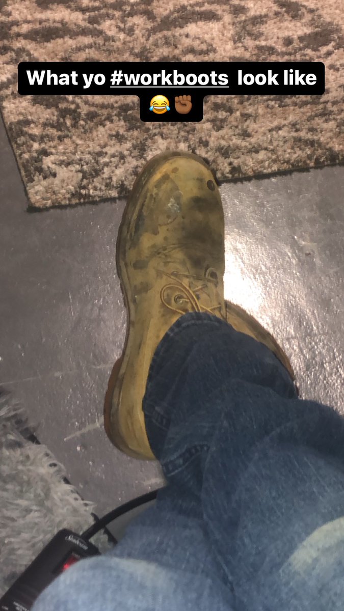 THEBT_GUY's tweet photo. What yo #workboots look like😂✊🏾 https://t.co/pOJcUsZUZ5
