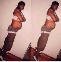 x6ixx_'s tweet photo. @wydccalamity Young MA in her maternity photos : https://t.co/1fDn8tUIHG