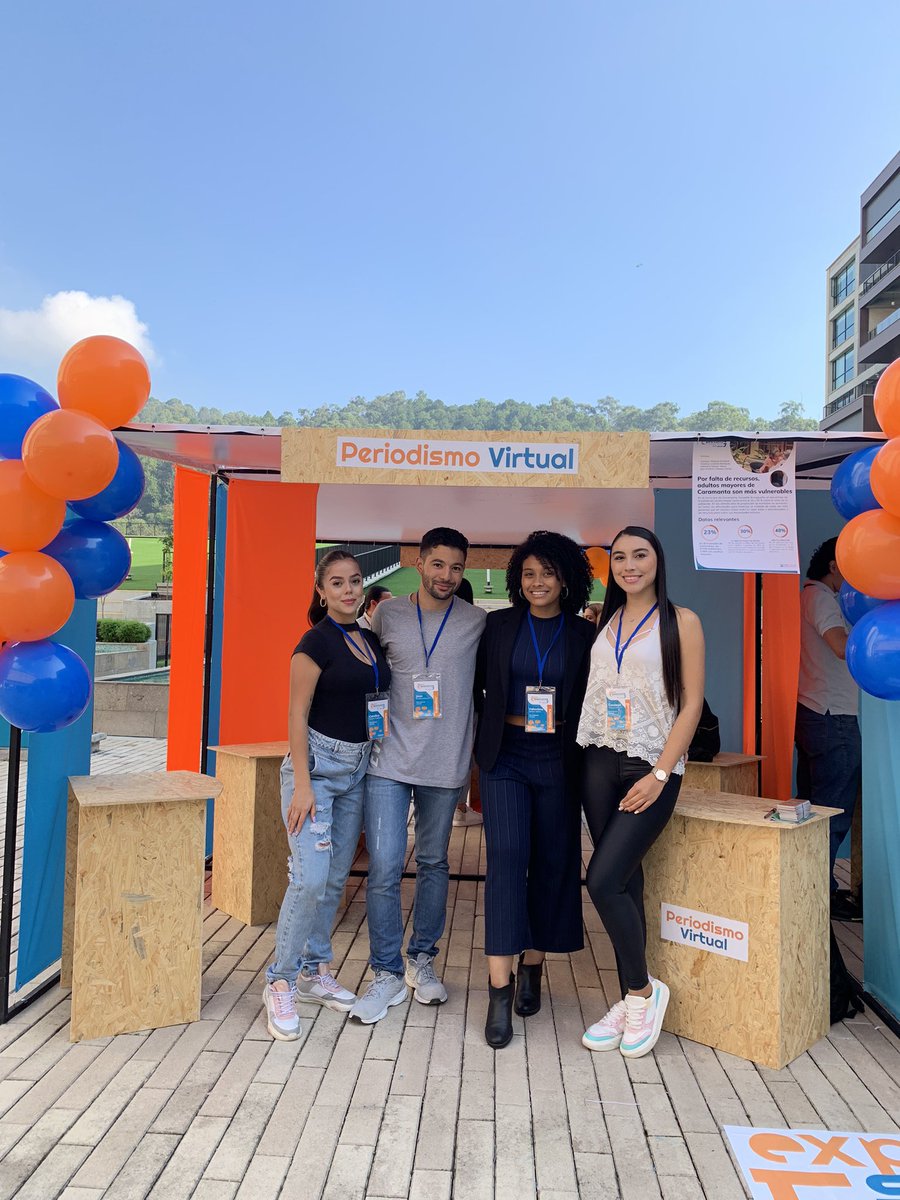 ElLocalMed's tweet photo. Nuestros periodistas universitarios participan en #ExpoSextante, la feria del periodismo de la U. Luis Amigó, compartiendo con los visitantes todos los detalles de esta historia y del nacimiento de #ElLocal, proyecto con sello amigoniano 🌐. #PeriodismoUniversitario (3/3) https://t.co/sauksHMN5y