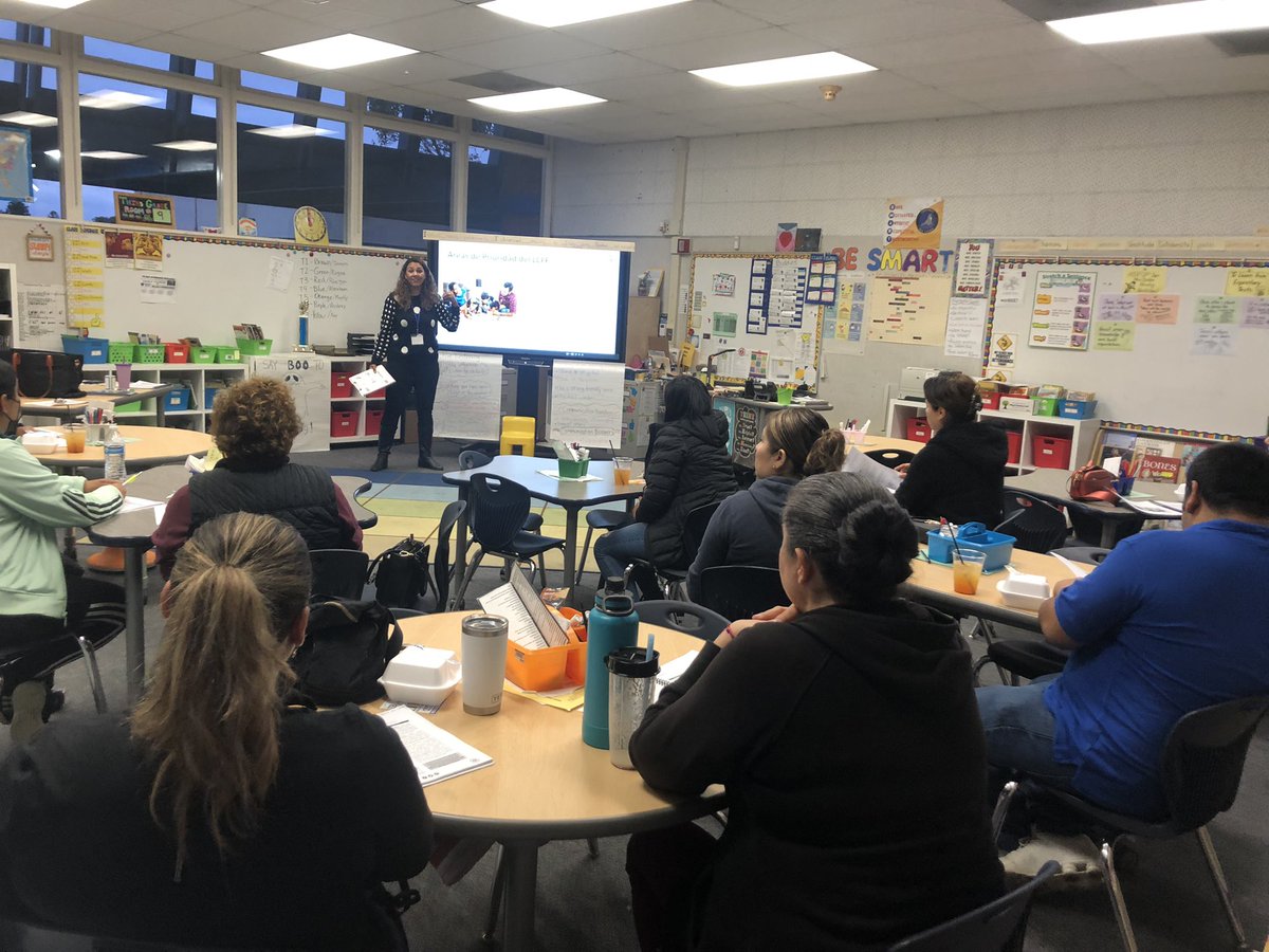 centralSBUSD's tweet photo. #IBLocal came out to suport our parents here @PIQEUSA ! It’s all about connectedness ! I could not be more proud so serve our community . #OneTeam#OneBoat#OneRow @Supt_SBUSD @SBUSD_NEWS @GabrielaDeLaT18 @Mo2lyric @CappadonaLaura https://t.co/whhgHsTxzL