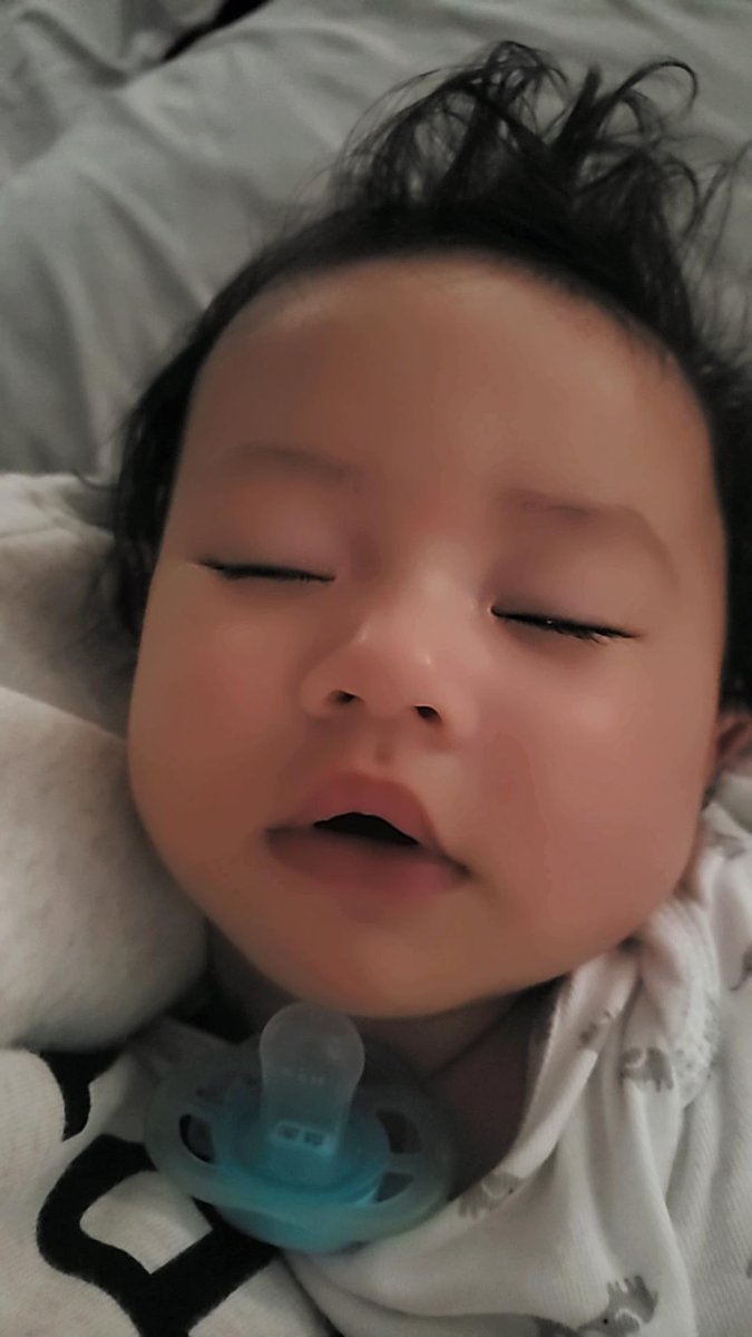 lavenderrpages's tweet photo. i love my sweet baby girl so much https://t.co/v7wJY7nFIk