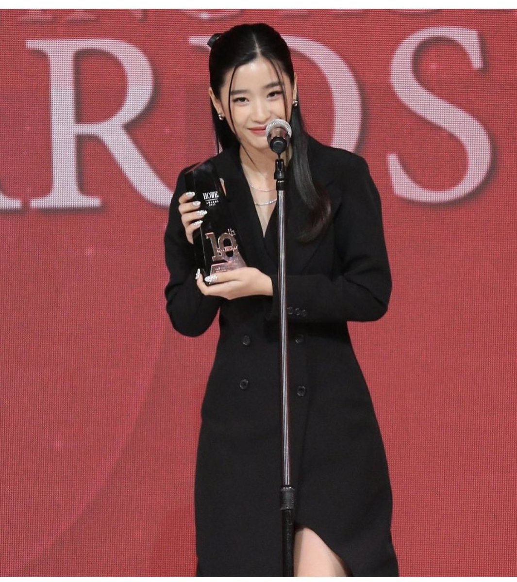 ChaliThani's tweet photo. ตู ต้นตะวัน กับรางวัล
HOWE SHINING ACTRESS AWARD    
 😘ยินดีด้วยนะคะ 😘
👏🏻🎉🎊👏🏻🎉🎊👏🏻
🫶🏻
🫶🏻
💖นี่แค่เริ่มต้น ต่อไปมี้ขอให้ ทั้งงาน ทั้งเรียน ทั้งรัก ดีงาม รุ่งโรจน์ ปังๆ ขึ้นเรื่อยๆนะคะ 💪🏻🥰
#tontawan_t  @tontawan_t

31/10/65 https://t.co/GaW0sDxxBh