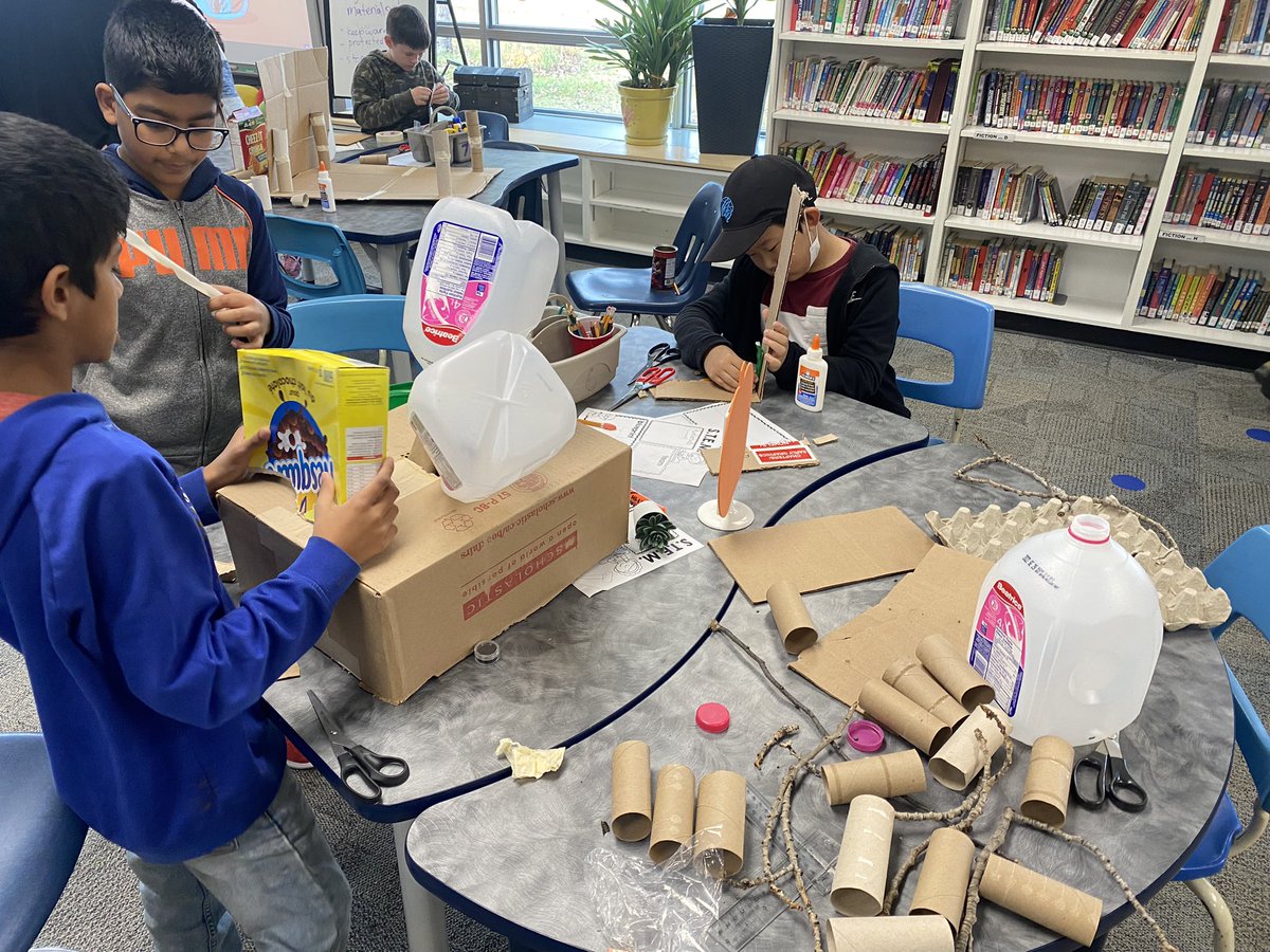 🐿️🏠 #stem project with Grade Four! Recycled material critter home creations😊