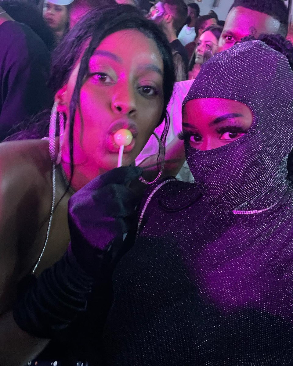 31.10🖤